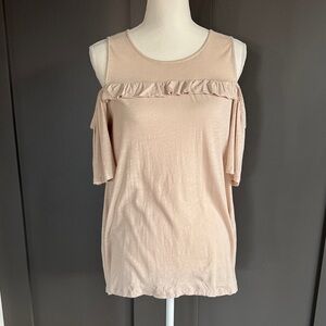 Cupio Chic Cold Shoulder Blouse in Cream Sz S